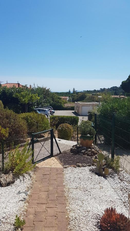 Au Coin De L'Olivier Apartment Le Lavandou Exterior foto