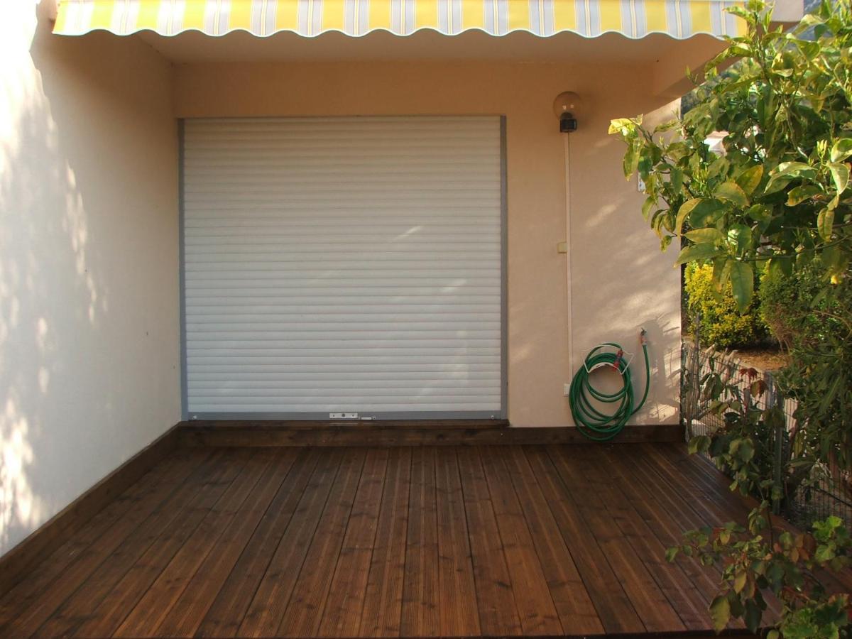 Au Coin De L'Olivier Apartment Le Lavandou Exterior foto
